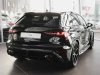 Neu Audi RS3 Sport 400 PS (294 kW) 2025 Schwarz Limousine