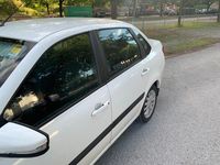 Gebraucht Lada Granta 72 PS (52 kW) 2016 Weiß Limousine