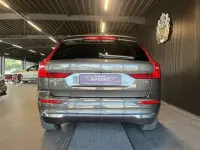 Gebraucht Volvo XC60 Inscription 197 PS (144 kW) 2021 Grau SUV