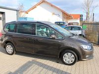 Gebraucht VW Sharan Life 140 PS (102 kW) 2014 Schwarz Van / Kleinbus