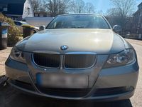Gebraucht BMW 318 143 PS (105 kW) 2008 Grau Limousine