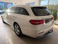 Gebraucht Mercedes E220 194 PS (142 kW) 2017 Weiß Kombi