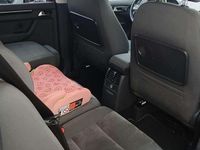 Gebraucht VW Touran Highline 105 PS (77 kW) 2012 Rot Van / Kleinbus