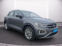 Gebraucht VW T-Roc Style 150 PS (110 kW) 2024 Indiumgrau metallic (metallic) SUV