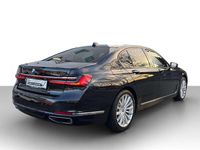 Gebraucht BMW 740 340 PS (250 kW) 2021 Black sapphire metallic Limousine
