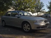 Gebraucht Opel Vectra Edition 136 PS (100 kW) 2000 Silber Limousine