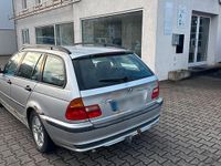 Gebraucht BMW 320 136 PS (100 kW) 2000 Silber Kombi
