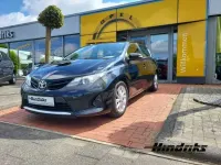 Gebraucht Toyota Auris Cool 99 PS (72 kW) 2014 Schwarz Limousine