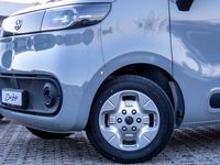 Neu Maxus eDeliver 5 119 kW (163 PS) 2026 Grau metallic Van