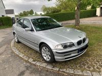 gebraucht BMW 320 i -