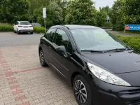 Gebraucht Peugeot 207 75 PS (55 kW) 2009 Schwarz Kleinwagen