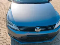 Gebraucht VW Jetta 105 PS (77 kW) 2011 Grau Limousine