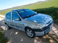 Gebraucht Renault Clio II Initiale Paris 90 PS (66 kW) 2000 Grau Kleinwagen