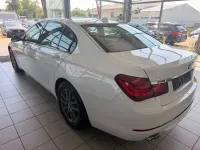 Gebraucht BMW 730 Comfort Edition 258 PS (189 kW) 2013 Weiß Limousine