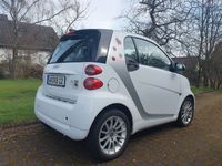 gebraucht Smart ForTwo Coupé 1.0 52kW white-Marienkäfer-Edition