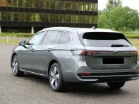 Używany VW Passat Elegance 150 KM (110 kW) 2025 Szary Kombi