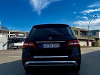 Gebraucht Mercedes ML350 258 PS (189 kW) 2012 Schwarz SUV