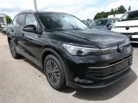 Neu VW Tiguan IQ Drive 150 PS (110 kW) 2026 Grenadillschwarz metallic SUV