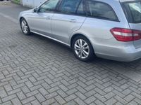 gebraucht Mercedes E200 CDI T BlueEFFICIENCY -