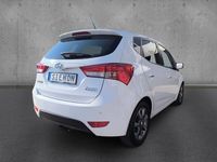 Gebraucht Hyundai ix20 Passion 125 PS (91 kW) 2016 Weiss Kleinwagen