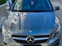 Gebraucht Mercedes CLA180 Shooting Brake Urban 122 PS (89 kW) 2016 Grau Kombi