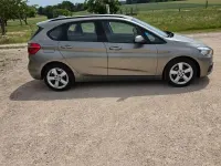 Gebraucht BMW 218 150 PS (110 kW) 2017 Platinsilber Van / Kleinbus