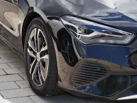 Gebraucht Mercedes CLA200 150 PS (110 kW) 2024 Kosmosschwarz Coupé