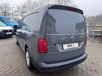 Gebraucht VW Caddy Maxi 102 PS (75 kW) 2018 Grau Van / Kleinbus