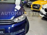 Gebraucht VW Touran 150 PS (110 kW) 2016 Blau Van / Kleinbus