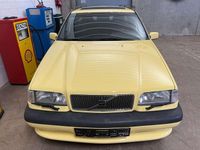 Gebraucht Volvo 850 241 PS (177 kW) 1995 Marsgelb Kombi