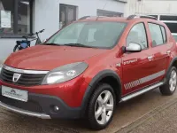 Gebraucht Dacia Sandero Stepway 87 PS (63 kW) 2009 Rot Limousine