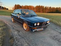 Gebraucht BMW 528 165 PS (121 kW) 1976 Blau Limousine
