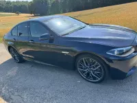 Gebraucht BMW 550 M Sport 449 PS (330 kW) 2014 Blau Limousine