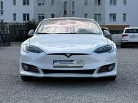 Gebraucht Tesla Model S Performance 567 kW (772 PS) 2017 Weiß Kleinwagen