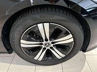 Gebraucht Mercedes C220 Avantgarde 200 PS (147 kW) 2023 Obsidianschwarz metallic Kombi