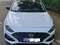 Gebraucht Hyundai i30 Select 120 PS (88 kW) 2021 Weiß Limousine