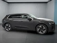 Gebraucht Audi Q8 e-tron 250 kW (340 PS) 2023 Grau SUV