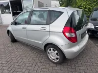 Gebraucht Mercedes A160 95 PS (69 kW) 2010 Silber Limousine