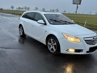 Gebraucht Opel Insignia 198 PS (145 kW) 2012 Weiß Kombi