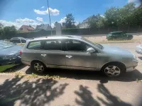 Gebraucht VW Passat 105 PS (77 kW) 2005 Silber Kombi
