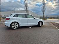Używany Audi A3 125 KM (91 kW) 2014 Biały Sedan/Limuzyna