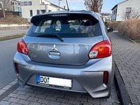Gebraucht Mitsubishi Space Star Select 71 PS (52 kW) 2023 Grau Kleinwagen
