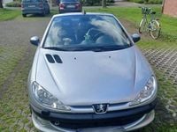 Gebraucht Peugeot 206 75 PS (55 kW) 2001 Grau Cabrio