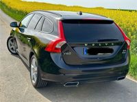 gebraucht Volvo V60 D4 Geartronic Kinetic