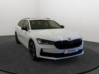 Neu Skoda Superb SportLine 204 PS (150 kW) 2025 Weiss Kombi