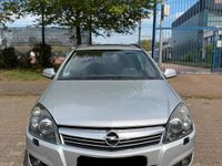 Gebraucht Opel Astra 110 PS (80 kW) 2011 Silber Kombi