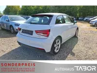Gebraucht Audi A1 Design 125 PS (91 kW) 2015 Gletscherweiss Kleinwagen