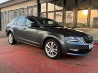Gebraucht Skoda Octavia Clever 150 PS (110 kW) 2017 Grau Kombi