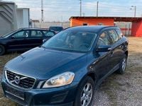 Gebraucht Volvo XC60 Kinetic 163 PS (119 kW) 2011 Blau SUV