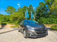 Gebraucht Peugeot 208 Active 83 PS (61 kW) 2019 Grau Kleinwagen